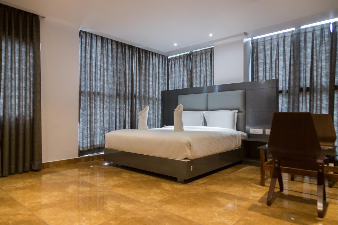 Hotel Hills Tirupattur Tiruppatur Esterno foto