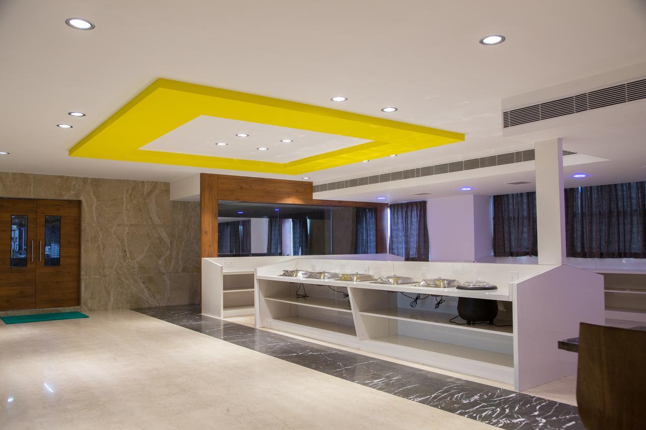 Hotel Hills Tirupattur Tiruppatur Esterno foto